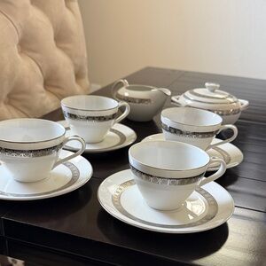 Harmony House Candleglow Elegant White and Silver Tea cup saucer set